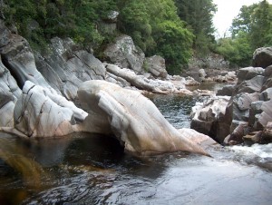 Cuando el río suena, agua lleva...